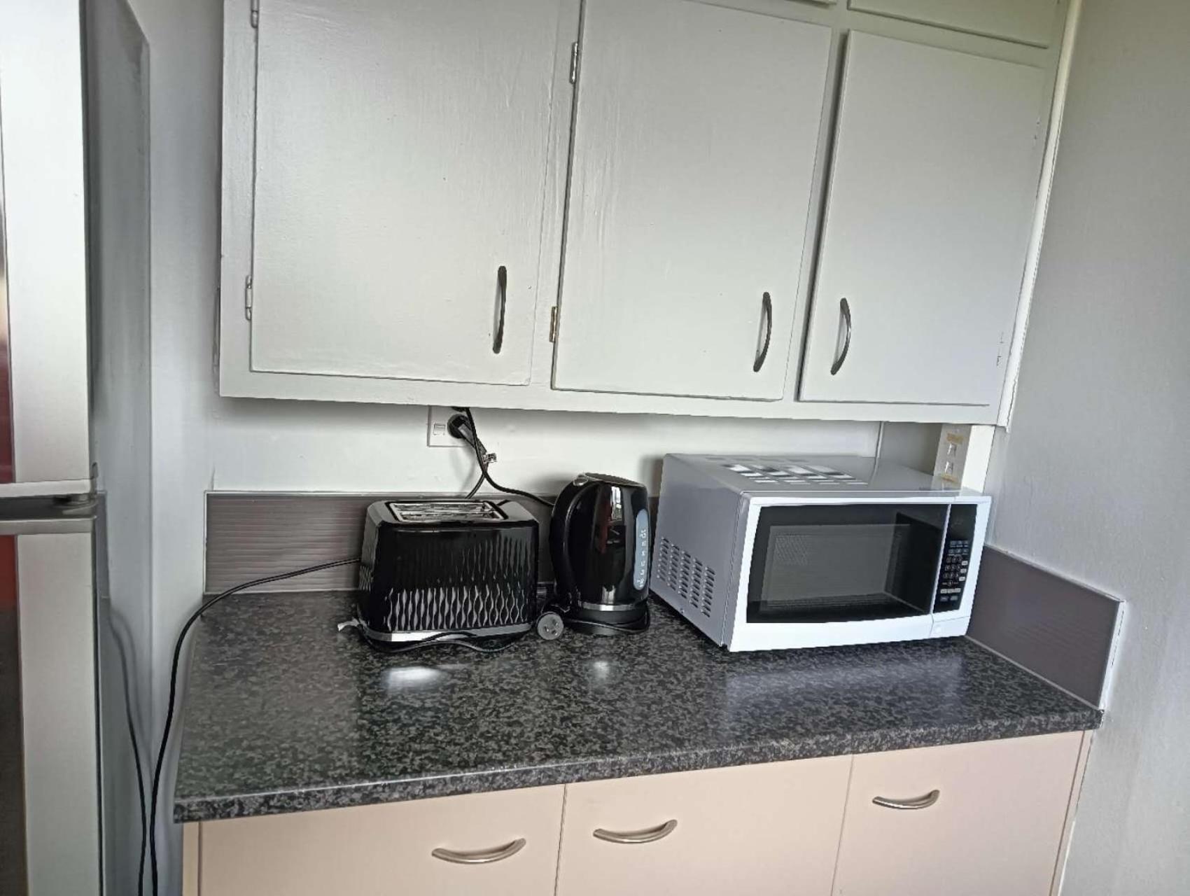 Three-Bedroom House A At 23 Mallard Drive, Selwyn Heights Rotorua Exterior foto